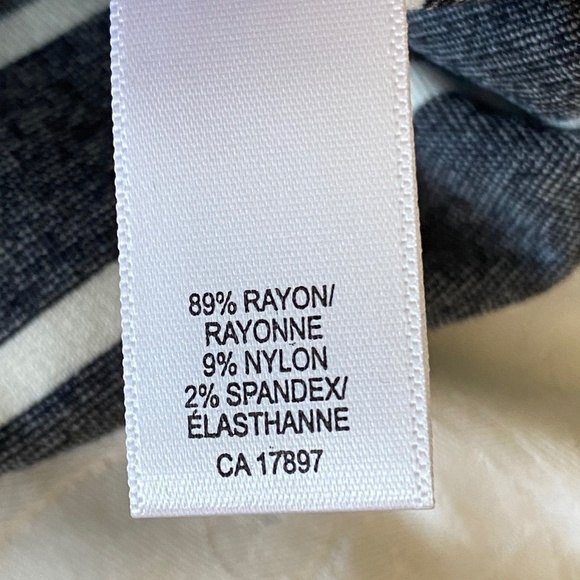 Banana Republic Women's 1/2 Zip 1/4 Sleeve Black & White T-Shirt Dress Size 6 - Picture 12 of 16